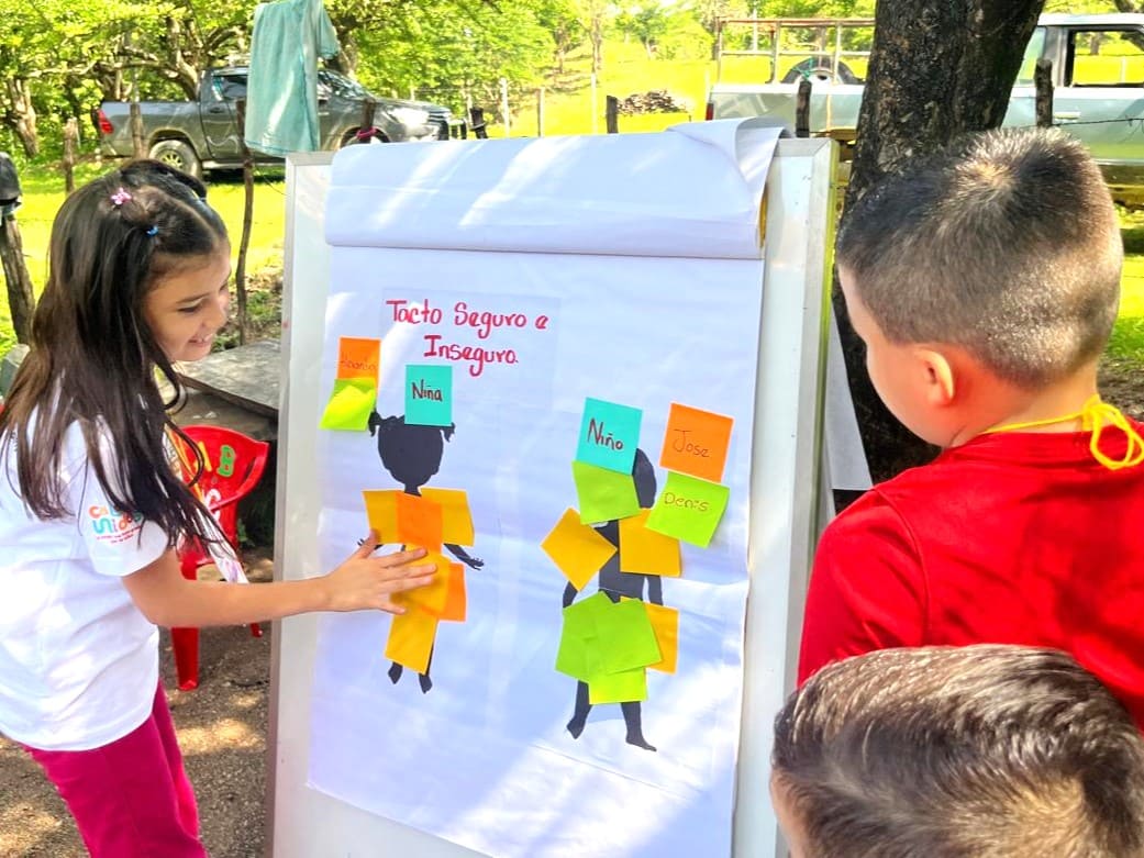 Niñas, niños y familias de La Unión Norte participan en talleres para promover relaciones basadas en confianza y respeto 